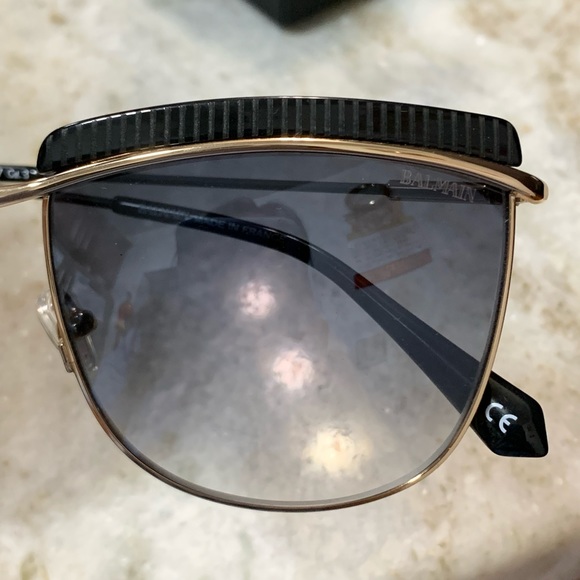 Balmain Upper Brow Bar Sunglasses BL2521 56mm 100% authentic - Picture 11 of 12